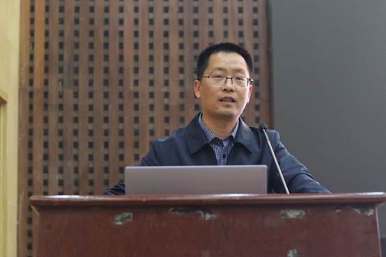 说明: F:\办公室-2020 11月起 新\上传文档\经济公司举行11月份月讲评\经济公司举行11月份月讲评\QQ图片20201119095049.jpg